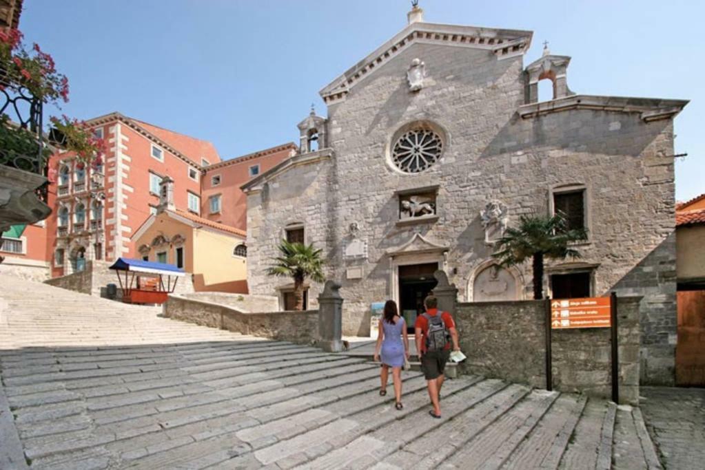 Luxury 1 Bedroom Apartment In Rabac Exterior photo